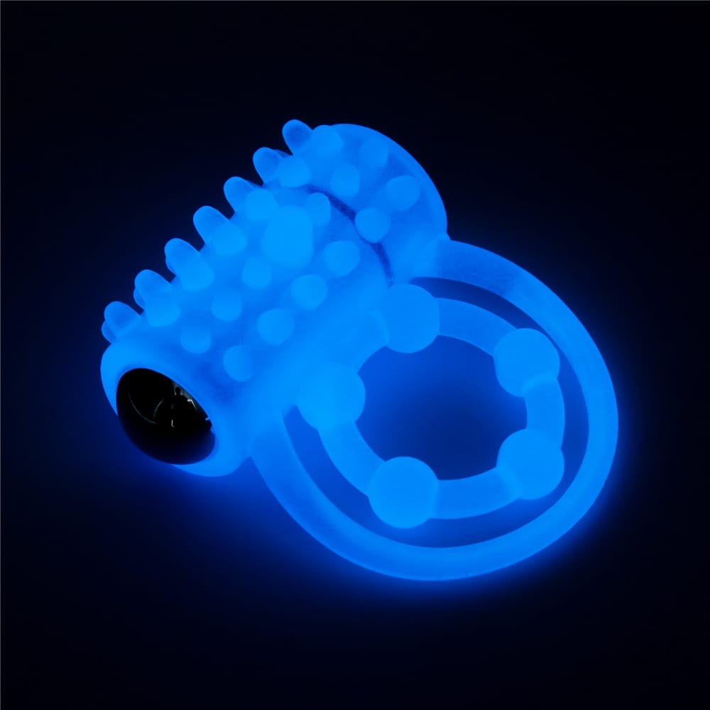 Lumino Play Vibrating Penis Ring - Image 5